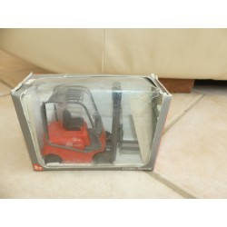 CHARIOT ELEVATEUR CARGO RANGE CBD 2.0 BT PRODUCTS 1:24 en plastique