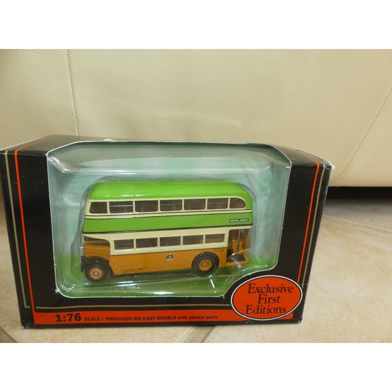 CAR BUS LEYLAND PD2 HALIFAX GILBOW 16117 1:76