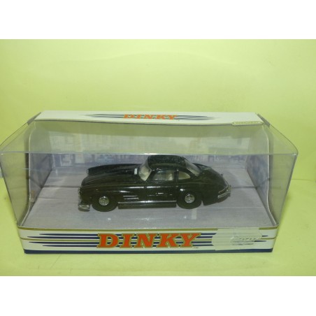 MERCEDES 300 SL GULLWING Noir MATCHBOX DY-12B 1:43