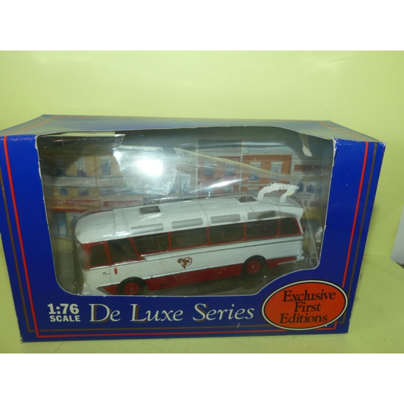 CAR BUS DE LUXE HERRINGTON GRENADIER GILBOW EFE 12305 DL 1:76