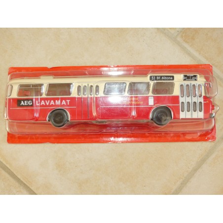 AUTOBUS ET AUTOCARS NÂ°57 BUSSING SENATOR 12D 1964 ALLEMAGNE HACHETTE 1:43