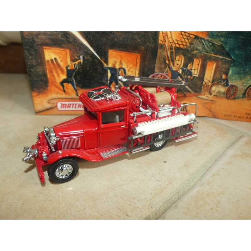 FORD MODEL AA FIRE ENGINE 1932 POMPIERS MATCHBOX YFE06-M 1:43