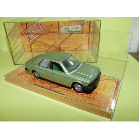PEUGEOT 305 SR 1977 Vert NOREV 1:43