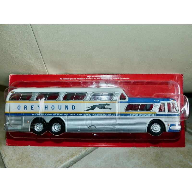 AUTOBUS ET AUTOCARS N°03 GREYHOUND SCENICRUISER 1956 IXO PRESSE 1:43