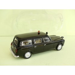 PEUGEOT 403 GENDARMERIE NOREV 1:43 sous coque