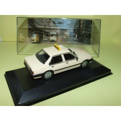 OPEL REKORD 2.0 E 1984 TAXI DE FRANCFORT ALTAYA 1:43
