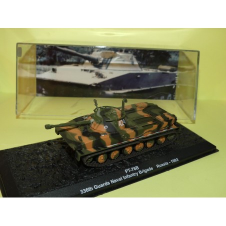 BLINDÃ‰ MILITAIRE NÂ°46 PT-76B RUSSIE 1993 ALTAYA 1:72