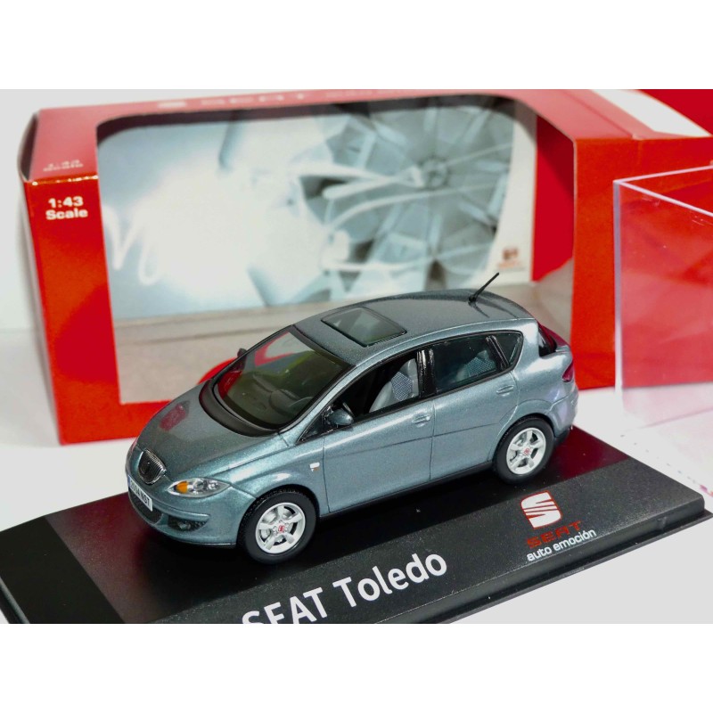 SEAT TOLEDO Bleu IXO 1:43