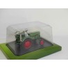 TRACTEUR N°017 FENDT F24 1958 UNIVERSAL HOBBIES 1:43 sous coque
