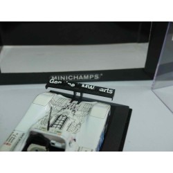 BMW V12 LM N°1 LE MANS 1998 MINICHAMPS 1:43 imperfection