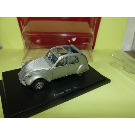 CITROEN 2CV 1949 Gris UNIVERSAL HOBBIES 1:43 blister