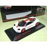 McLAREN F1 HEKORSA Blanc et Rouge MINICHAMPS 1:43