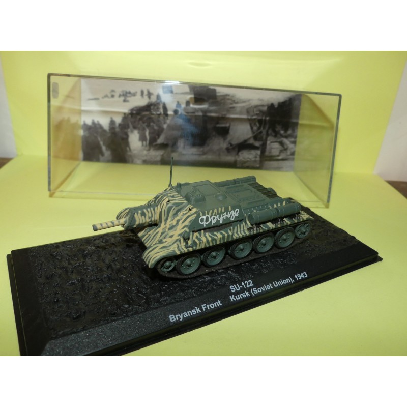 BLINDÃ‰ MILITAIRE NÂ°60 SU-122 SOVIET UNION 1943 ALTAYA 1:72