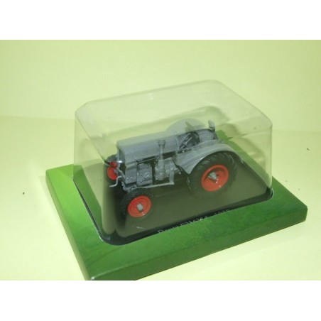 TRACTEUR N°041 DEUTZ F2M315 1938 UNIVERSAL HOBBIES 1:43 sous coque