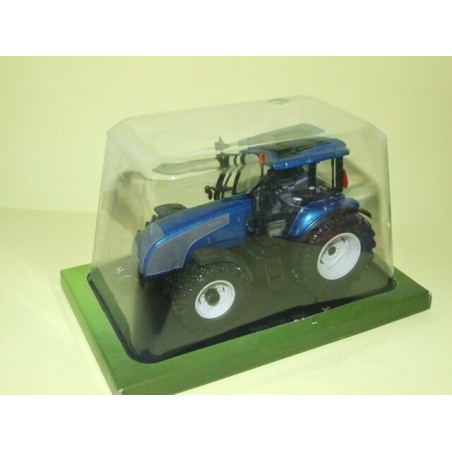 TRACTEUR NÂ°055 VALTRA T190 2006 UNIVERSAL HOBBIES 1:43 sous coque