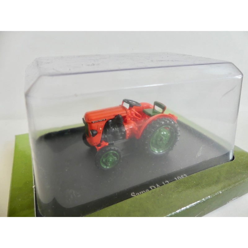 TRACTEUR NÂ°103 SAME DA12 1953 UNIVERSAL HOBBIES 1:43 sous coque