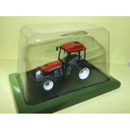 TRACTEUR NÂ°110 NEW HOLLAND TNF 90 DT 1997 UNIVERSAL HOBBIES 1:43 sous coque