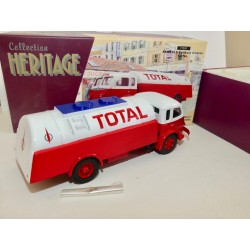 RENAULT FAINEANT CITERNE TOTAL CORGI EX71201 1:50