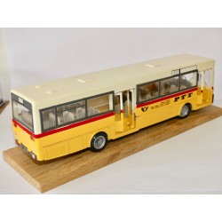 CAR BUS MERCEDES O 405 PTT POSTE SUISSE NZG N°255 1:50 imperfection