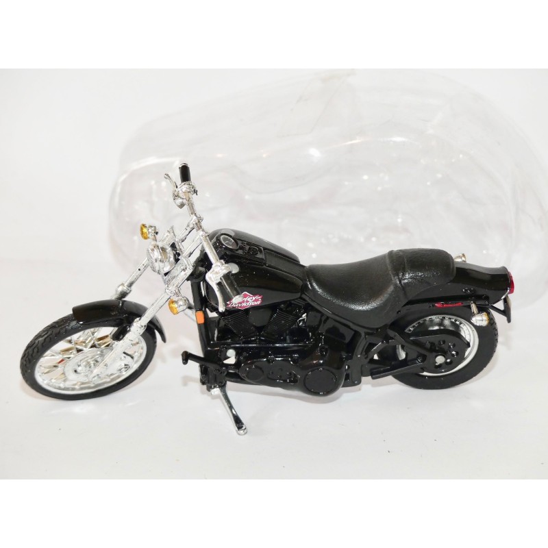 MOTO HARLEY DAVIDSON 2000 FXSTB NIGHT TRAIN MAISTO 1:18