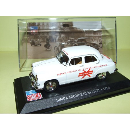 SIMCA ARONDE GENEVIEVE 1954 ALTAYA 1:43 socle fendu