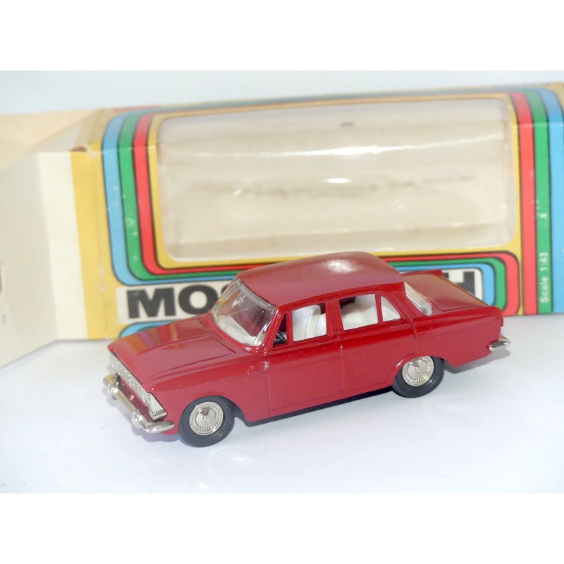 MOSKVITCH 412 Rouge FABRICATION RUSSE Made In URSS CCCP 1:43