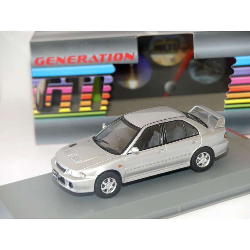 MITSUBISHI LANCER EVO 1 1992 Gris YOUNGTIMER DIECAST CLUB IXO 1:43