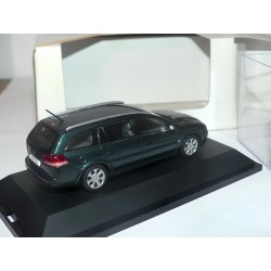 OPEL VECTRA CARAVAN C Phase 1 Vert SCHUCO 1:43