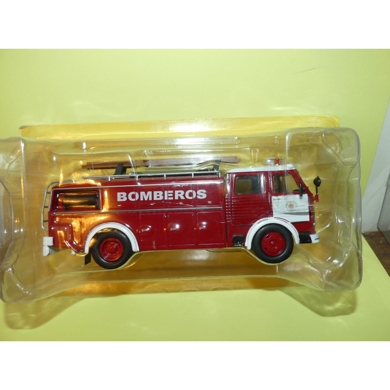 CAMION POMPIERS NÂ°064 PEGASO COMET Bomberos de BarceloneHACHETTE 1:43