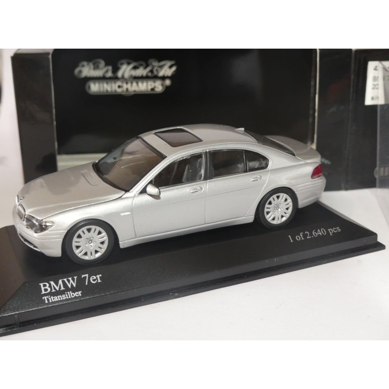 BMW SERIE 7 E65 2000 GRIS MINICHMAPS 1:43