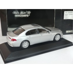 BMW SERIE 7 E65 2000 GRIS MINICHMAPS 1:43