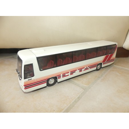 AUTOCAR RENAULT FR1 COMPAGNIE CFTA LBS 1:43 sans boite