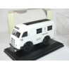 AUSTIN WELFARER LCC AMBULANCE OXFORD DIECAST AK007 1:43