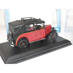 BURGUNDY AUSTIN LOW LOADER TAXI Rouge et Noir OXFORD DIECAST 1:43