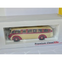 CAR MERCEDES MERCEDES LO 3500 PREMIUM CLASSIXXS 1:43 imperfection