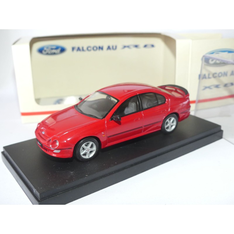 FORD FALCON AU XR 8 Rouge BIANTE 1:43