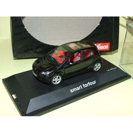 SMART FORFOUR Noir SCHUCO 1:43