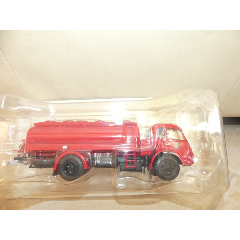 CAMION POMPIERS NÂ°083 SAVIEM SDIS de l'Eure IXO PRESSE 1:43