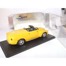 CHEVROLET SSR 2004 Jaune SPARK S0858 1:43
