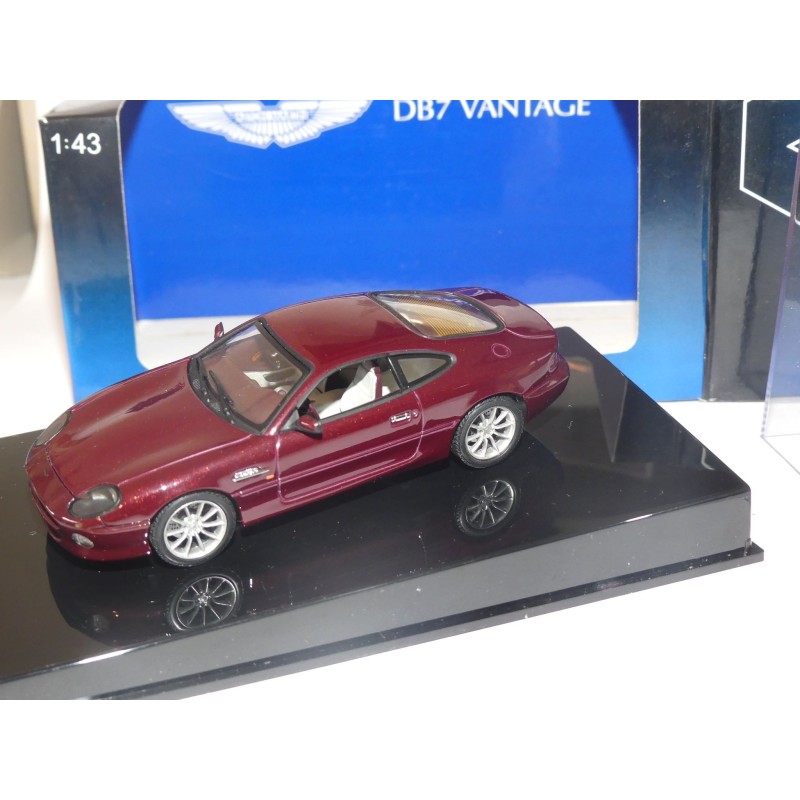 ASTON MARTIN DB7 COUPE Bordeaux AUTOART 1:43