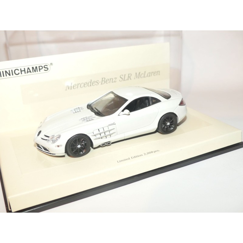 MERCEDES SLR McLAREN 2004 Balnc Linea Bianco MINICHAMPS 1:43