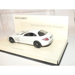 MERCEDES SLR McLAREN 2004 Balnc Linea Bianco MINICHAMPS 1:43