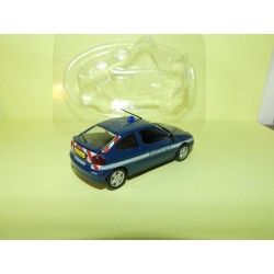 RENAULT MEGANE COUPE I Phase 2 GENDARMERIE NOREV pour HACHETTE  1:43 sous coque