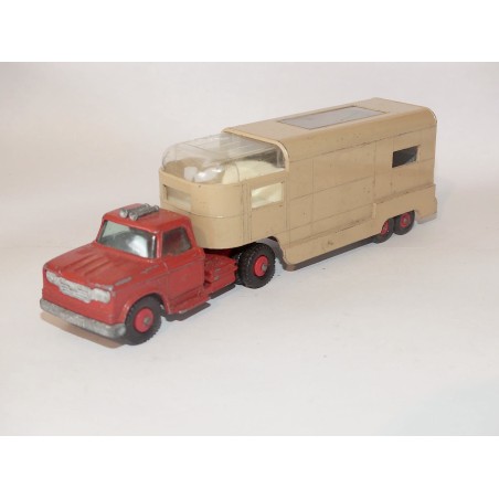 CAMION DODGE TRANSPORT DE CHEVAUX MATCHBOX 1:50 sans boite