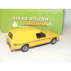 HOLDEN HX SANDMAN 1976 Jaune CLASSIC CARLECTABLES 1:43