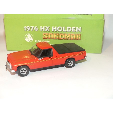 HOLDEN HX SANDMAN PICK UP 1976 Rouge CLASSIC CARLECTABLES 1:43
