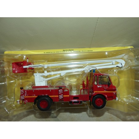 CAMION POMPIERS N°090 BERLIET 770 KB BRAS ELEVATEUR MOSELLE IXO PRESSE 1:43