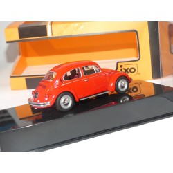 VW COCCINELLE 1302 LS LIMOUSINE 1972 Rouge IXO CLC334N 1:43