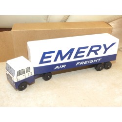 CAMION SEMI REMORQUE EMERY AIR FREIGHT RALSTOY USA