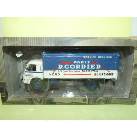 CAMION D'AUTREFOIS N°019 PANHARD MOVIC Plateau Bache CORDIER 1952 ALTAYA 1:43